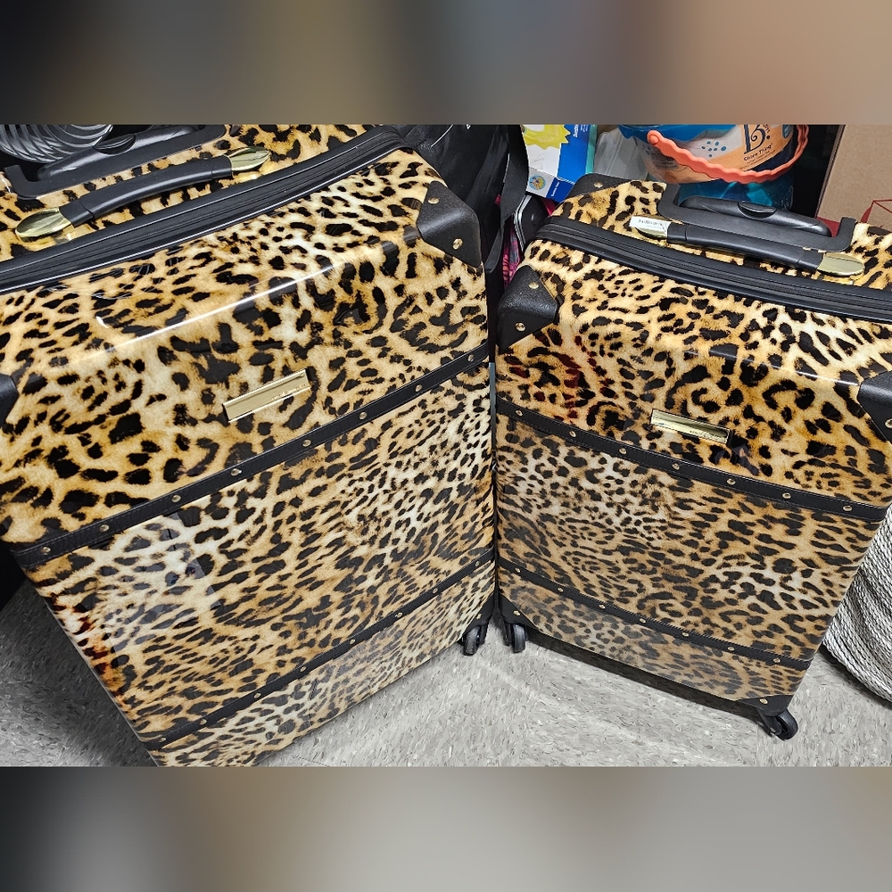 Vince Camuto Leopard Luggage Set